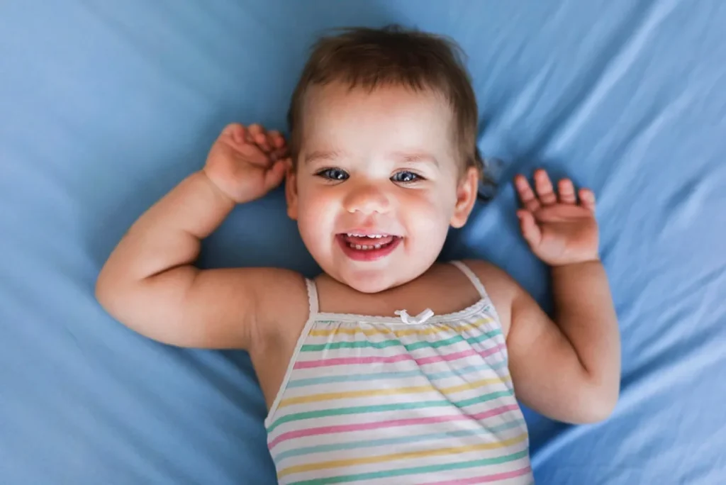 ¿Cuándo comienzan a salir los dientes de leche?